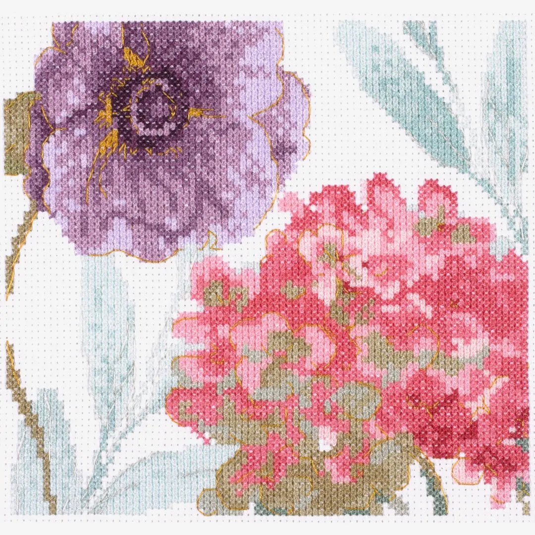 DMC Cross Stitch Kit - Watercolor Flowers (Rainbow Seeds Flowers V)