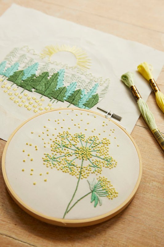 DMC Embroidery Duo Kit - The Woodland Walk