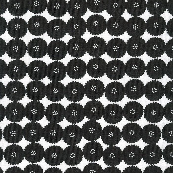 Jardin Noir Jet (Design 1) in Ice quilting fabric by Robert Kaufman